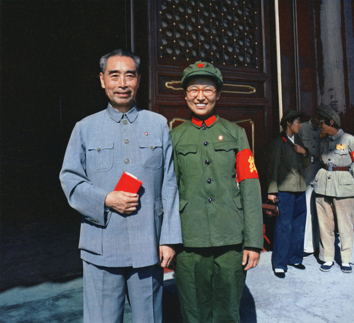 视频 俞逊发 笛子 我是一个兵 -我是一个兵 桑榆茶馆 老干部之家