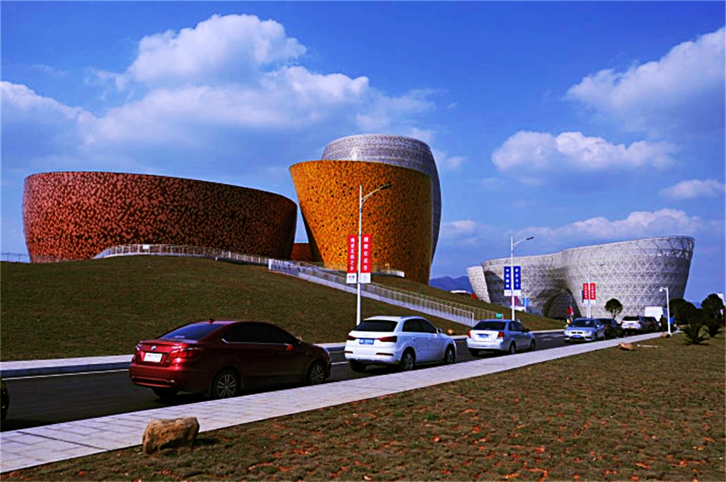 【歌颂祖国,赞美湖南】人民银行醴陵支行多项