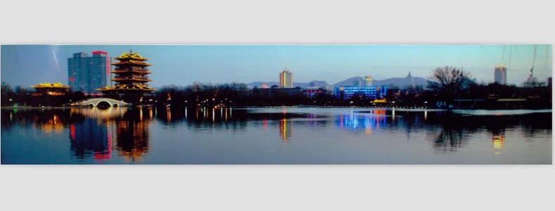 《明湖夜景》左绍德 三等奖 大众报业集团报送