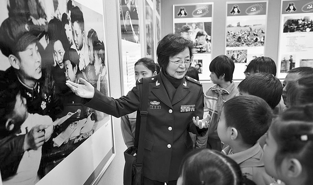 孙桂琴：100多条红领巾背后的故事