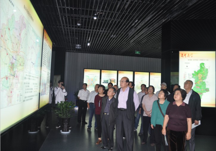 山东省乐陵市组织离退休干部 赴临沂枣庄接受群众路线教育