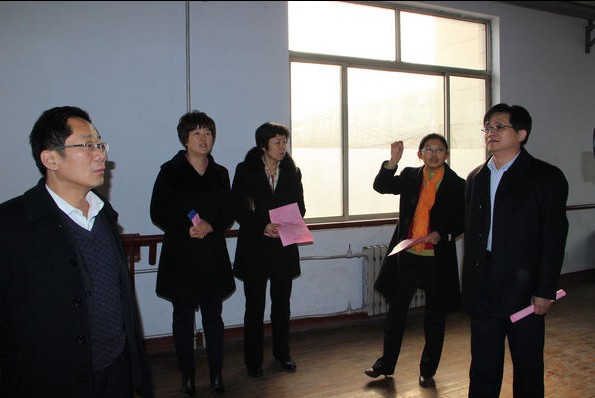 山东梁山县喜迎全市老干部学习活动场所建设观摩团