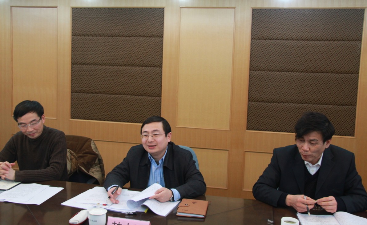 上海市委组织部、市委老干部局在嘉定检查老干部工作领导责任制情况