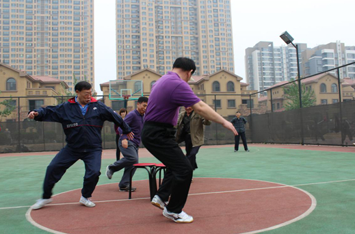 山东滨州市老干部活动中心举办第三届老干部趣味运动会