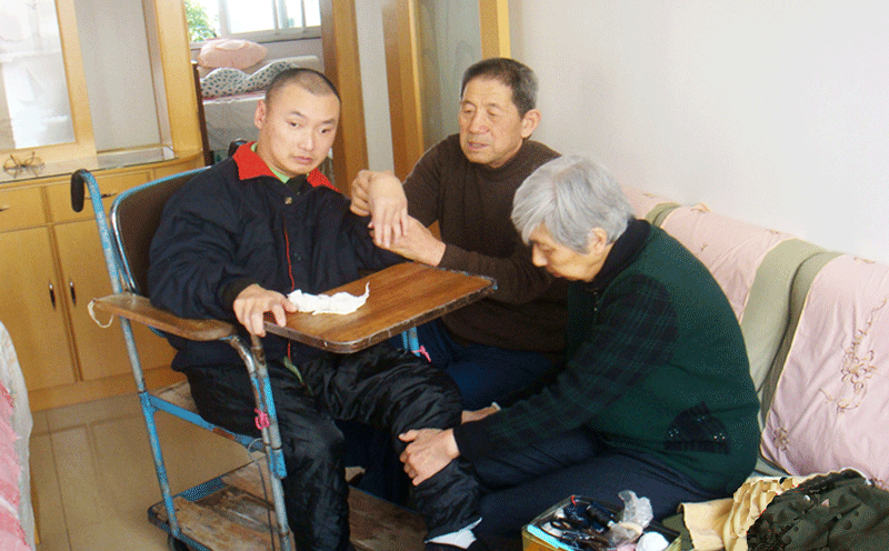 蓬莱老人王华堂张翠兰家庭获选全国“最美家庭”