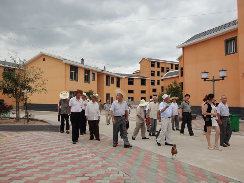 江西宁都开展老党员“看发展、看变化”参观活动