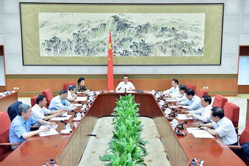 李克强：以改革创新精神编制好“十三五”规划