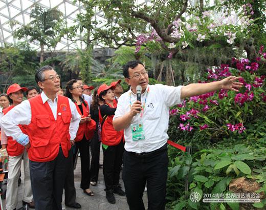 青岛市关工委举办“我做一天志愿者”活动