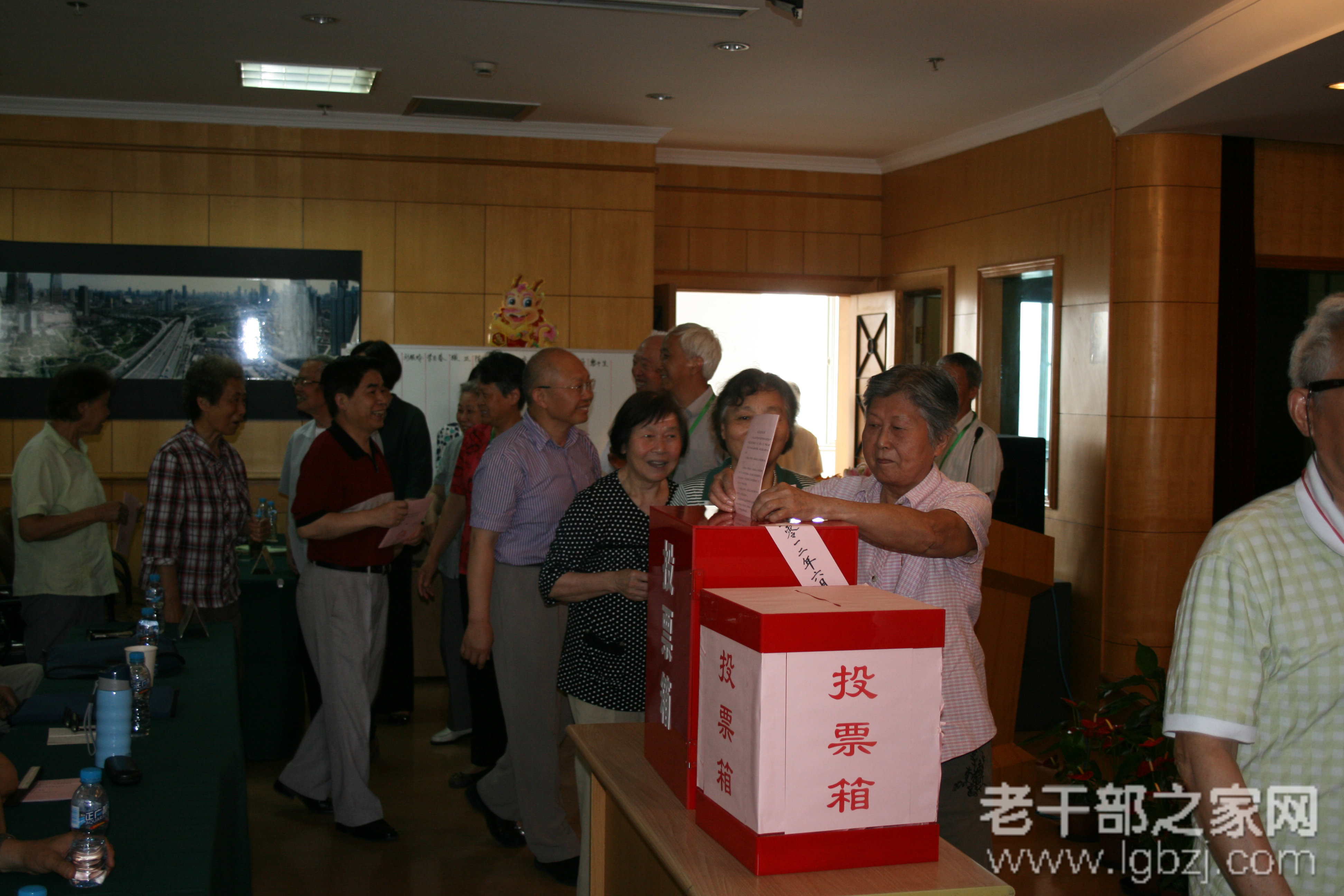 【上海】绿化市容局机关离退休干部党委