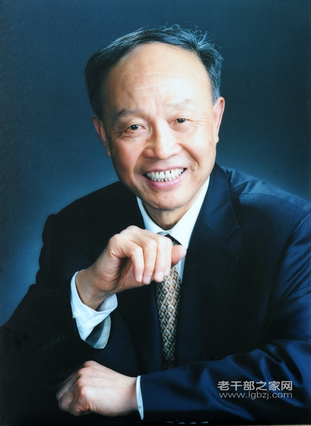 【江苏】苏州市退休干部秦振华