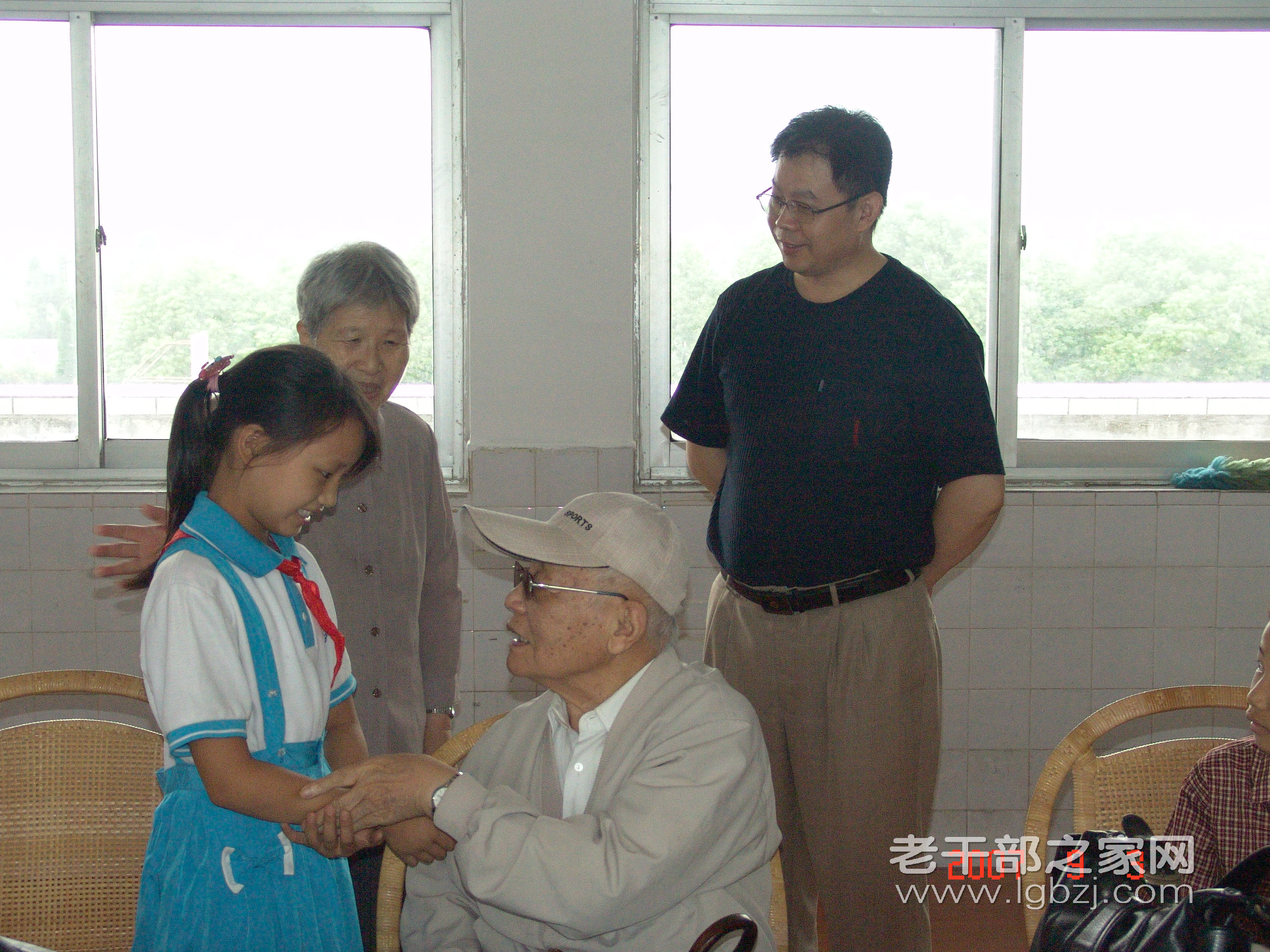 【江苏】省经济和信息化委员会离休干部沈谊