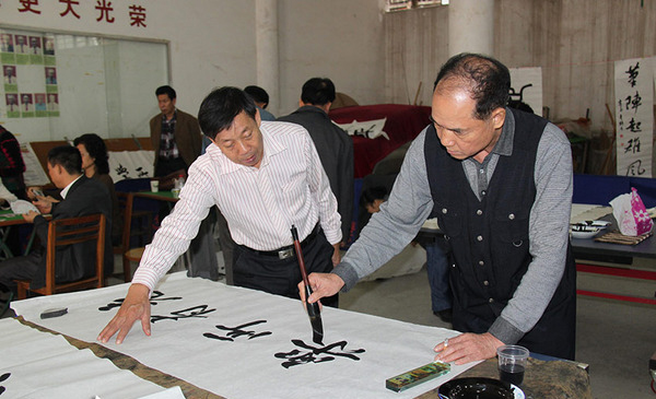 广西宁明举办中老年书画交流联谊活动