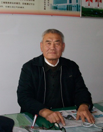 德州：庆云县渤海街道办事处新中区离退休干部党支部书记胡立元