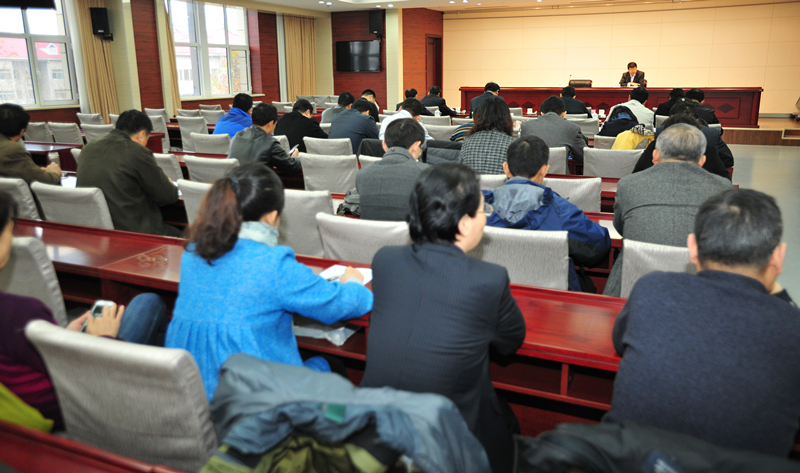山东省委老干部局传达“双先”表彰大会和全国老干部局长会议精神