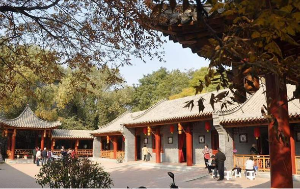 家的温暖 在这里延续（上）——走近“老年日间照料中心”