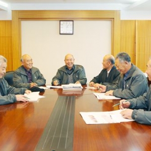 日照：市国税局离退休干部党支部