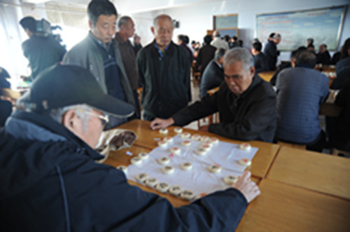 莱芜：山东泰山钢铁集团有限公司离退休党支部