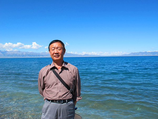 退休不退岗传播正能量