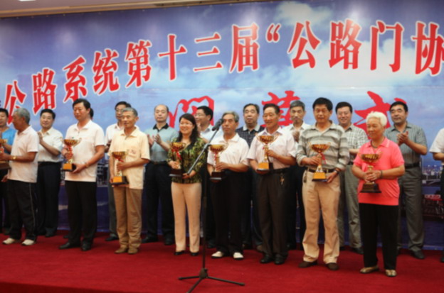 潍坊：公路局里的“热心人” ——记潍坊市公路管理局退休干部韩振高