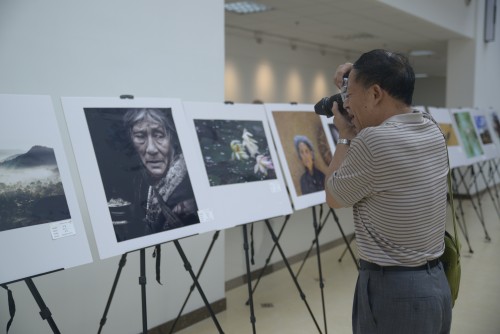 第六届全省老干部艺术节 书画·摄影展隆重开幕