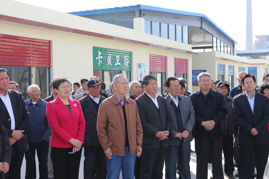 市直老干部参观创建全国文明城市现场