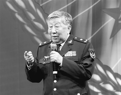 时代先锋：一片丹心向阳开——记阎肃的艺术人生