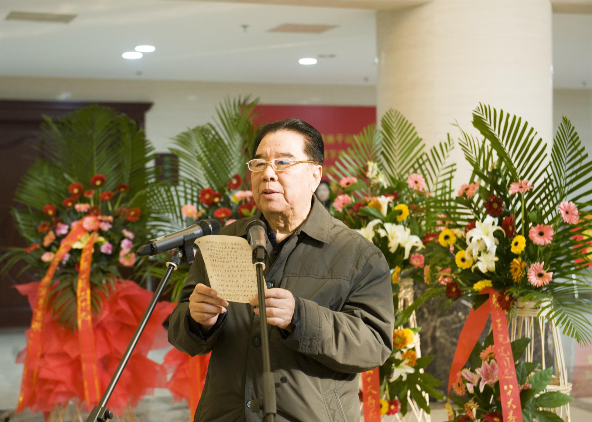 王光先八十寿辰百幅工笔花鸟画展在山东济南举办