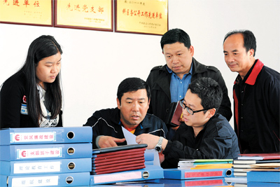 全国各地党组织坚持精准施策推进学习教育全覆盖 分层分类激活每个细胞