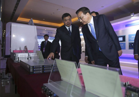 李克强从这个“大数据”展上看到了什么？