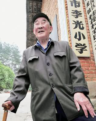 李光：用心奏响关爱之曲