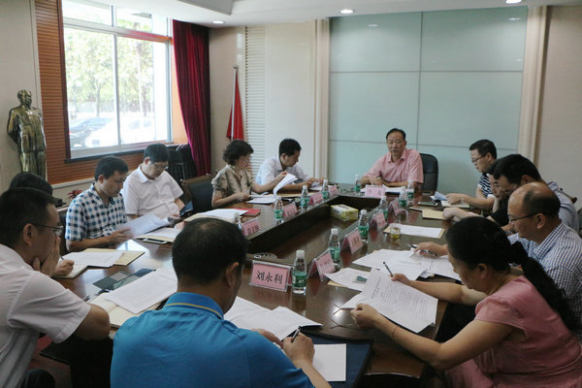 湖南省委离退休干部工委办公室研究落实“五个一”工作任务