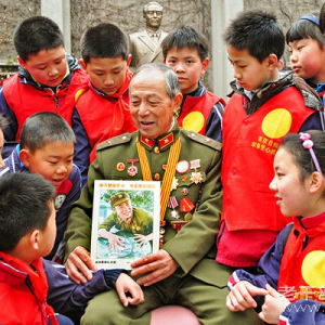 赵明才：雷锋精神的传承者