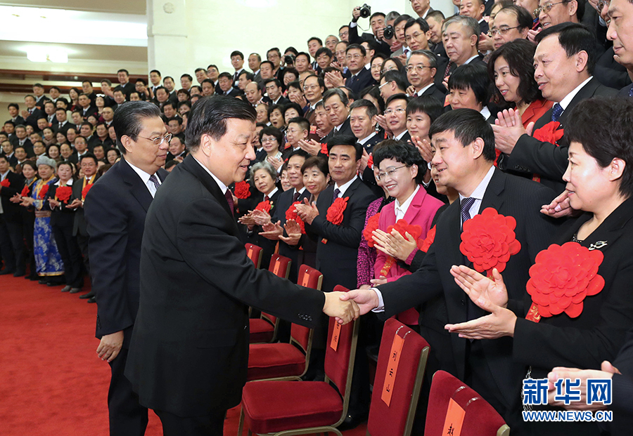 习近平：认真学习先进典型 用心用情做好老干部工作