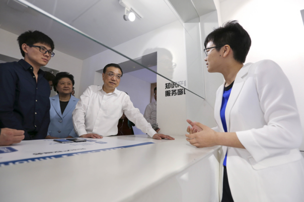 李克强为何连续5年把简政放权作为“当头炮”？