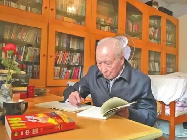 【云南】一位老党员的扶贫情怀——杨家训