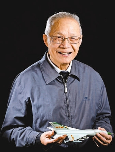 顾诵芬 矢志报国重担当