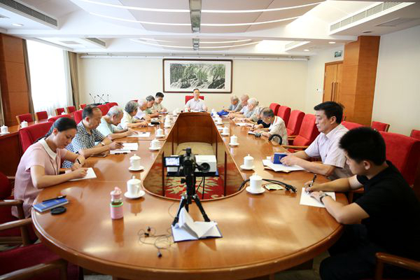 着力推进“两学一做”学习教育常态化制度化 ——水利部离退休干部局及时传达水利部“两学一做”学习教育常态化制度化推进会议精神