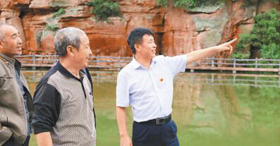 陕西省黄陵县索洛湾村党支部书记柯小海：穷沟沟 荒山变金山（十九大代表风采）