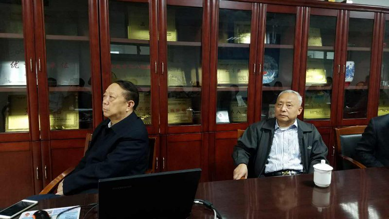 山东省青岛市胶州中心医院 认真组织收看十九大开幕会直播