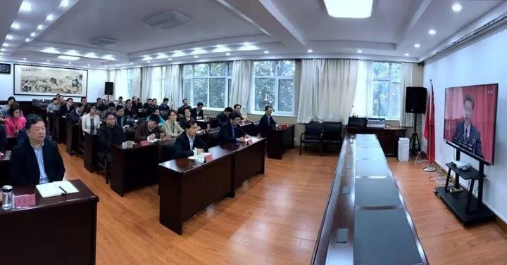 河南全省各级老干部系统掀起“观盛会、学报告”热潮