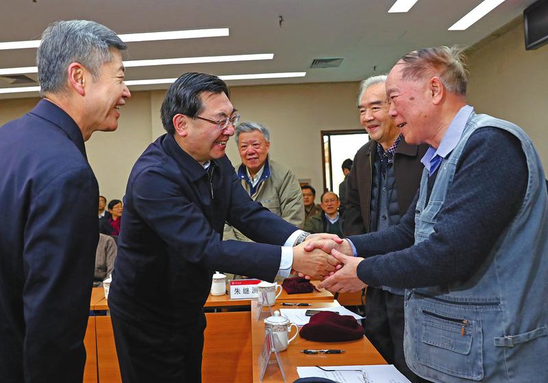 习近平总书记对西安交通大学老教授来信作出重要指示\n传承好西迁精神 为西部发展国家建设奉献智慧和力量