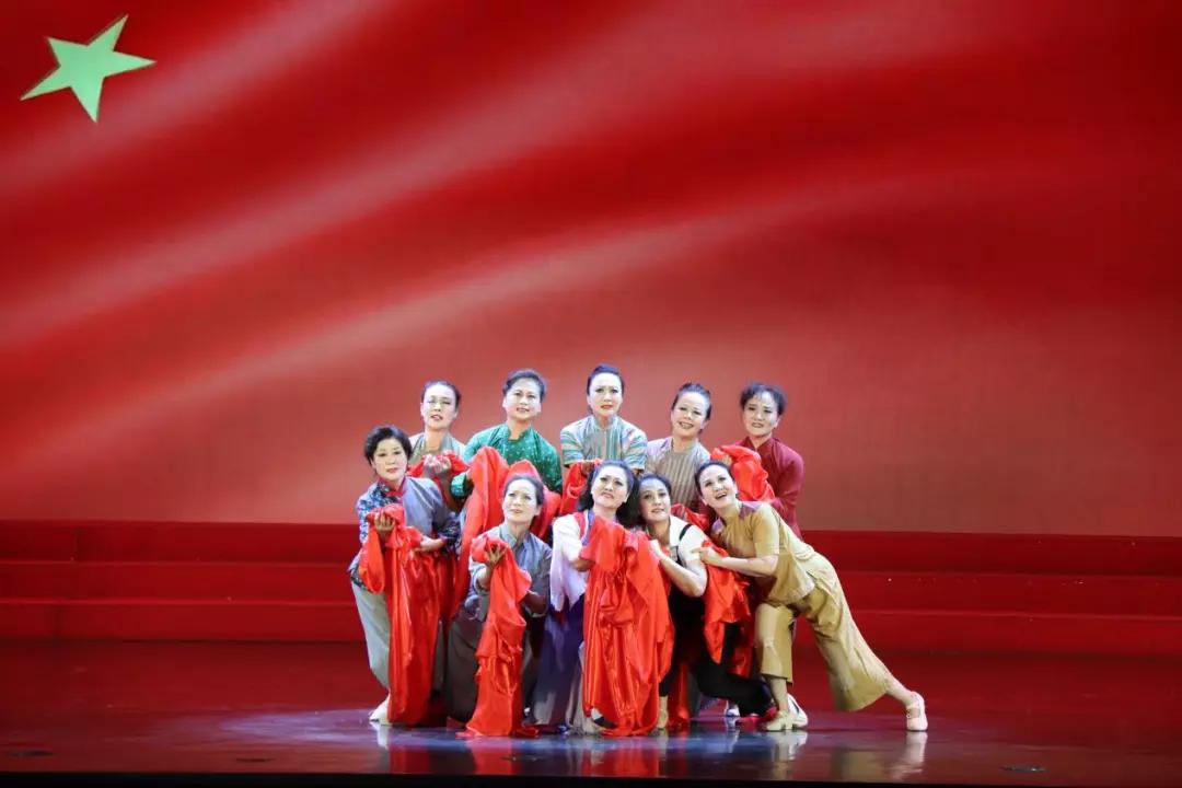 山东省老干部活动中心成功上演大型综艺节目《不忘本来》