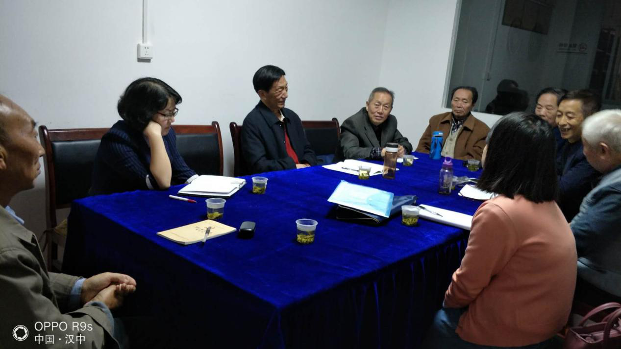 陕西城固县退干所慰问退休退职干部