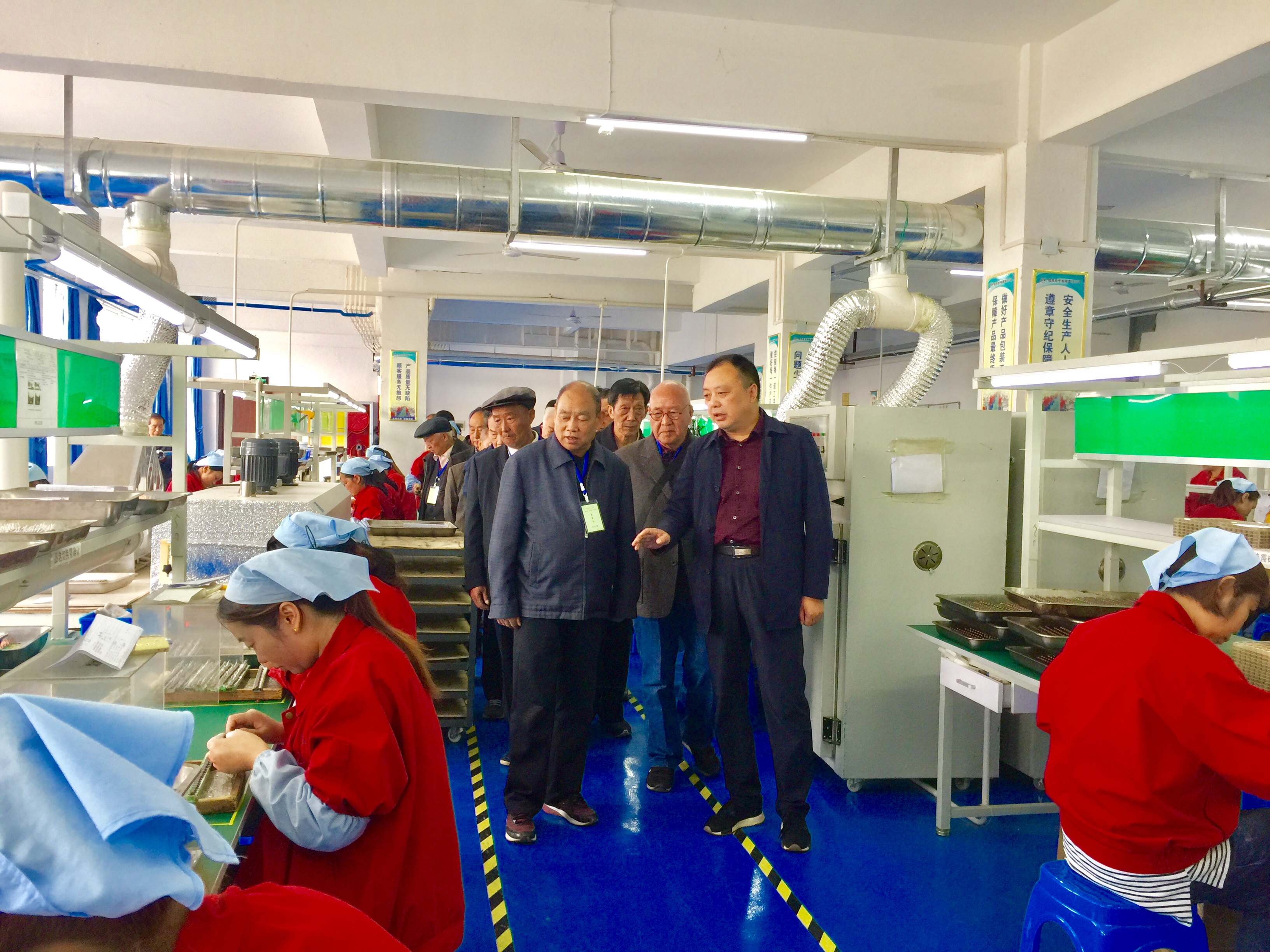 陕西城固开展“看巨变、赞成就、助超越”退休干部参观考察