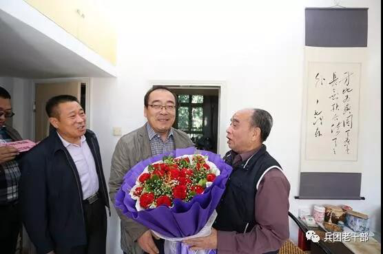 【新疆建设兵团】十三师开展“重阳•敬老”系列活动