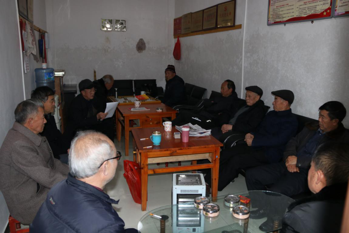 共享改革成果  营造良好氛围 ——云南罗平县委办离退休党支部组织学习习近平总书记 在庆祝改革开放40周年大会上的重要讲话