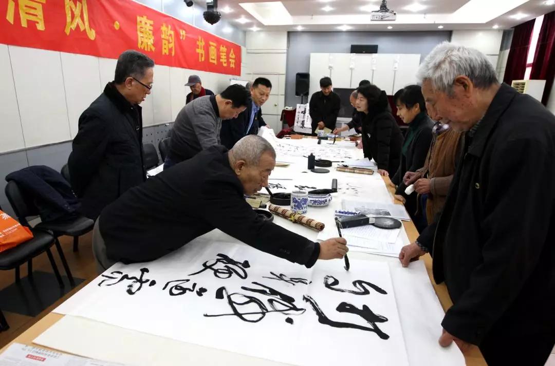 河南省各单位组织老同志开展庆祝改革开放40周年活动