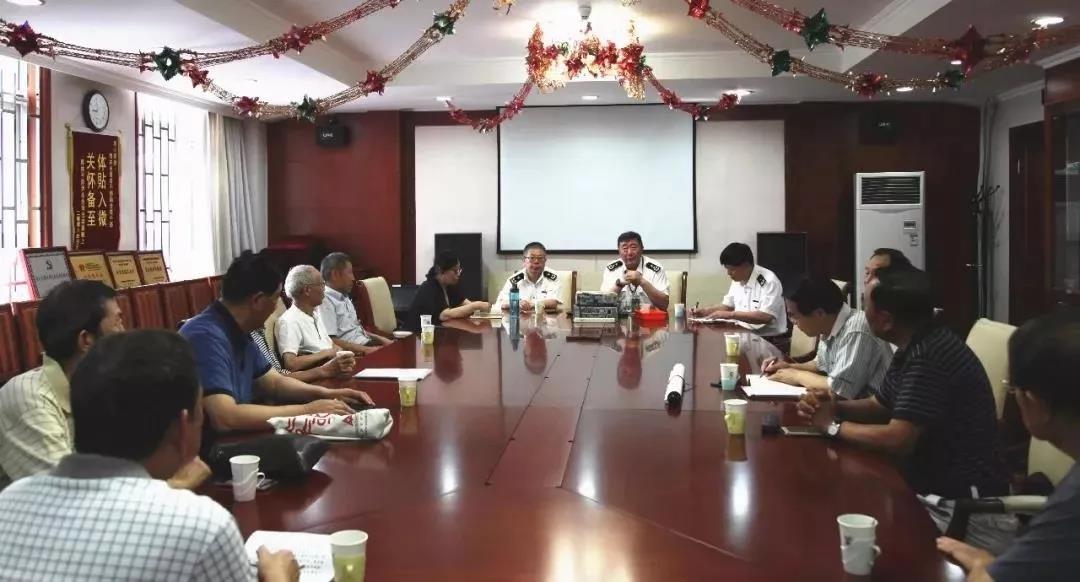 海关总署组织老同志畅谈“我看新中国成立70周年新成就”