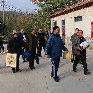 �Ͳ����ʹ��������黭ѧ�Ὺչ���黭����