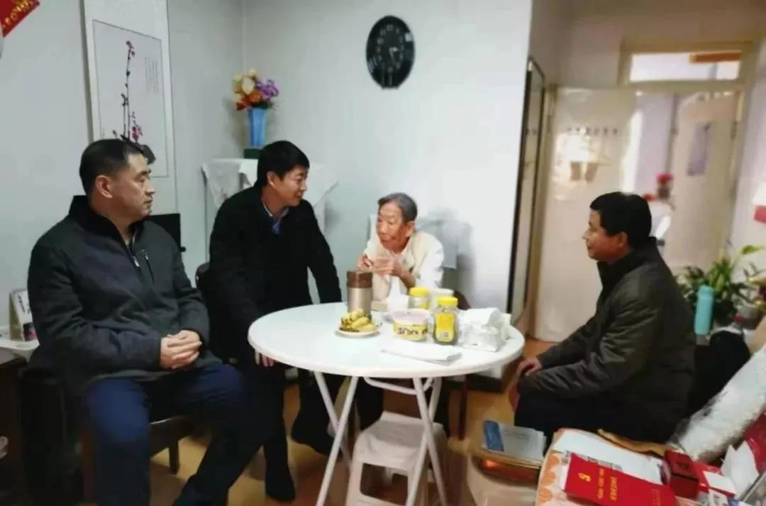 【天津】市委老干部局慰问易地来津安置外省市离休干部